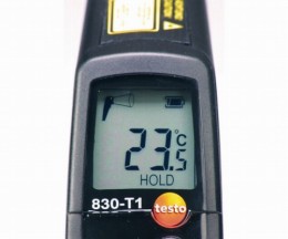 赤外放射温度計　testo830-T1